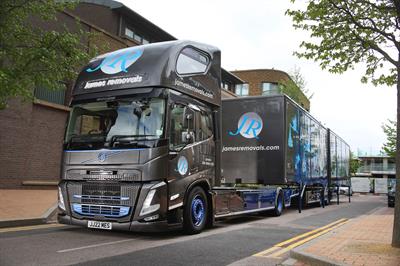 The Volvo rigid and drawbar with demountable boxes
