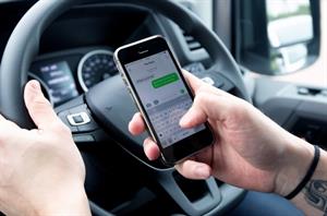 9 out of 10 van drivers admit checking their phones on the move